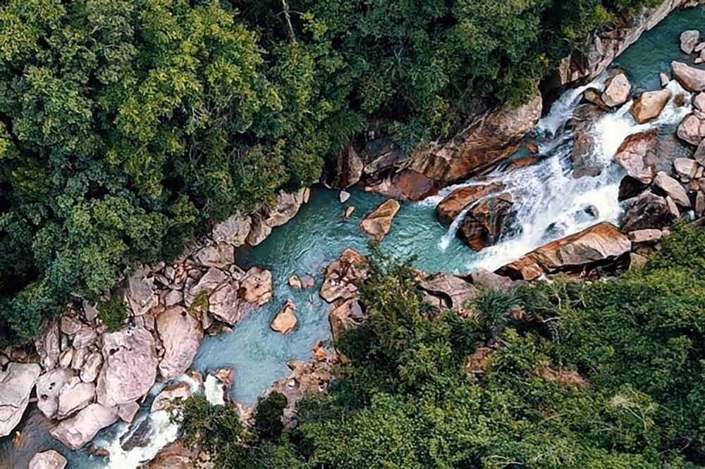 Hơn 100 người tìm kiếm du khách mất tích tại khu du lịch ở Khánh Hòa-1