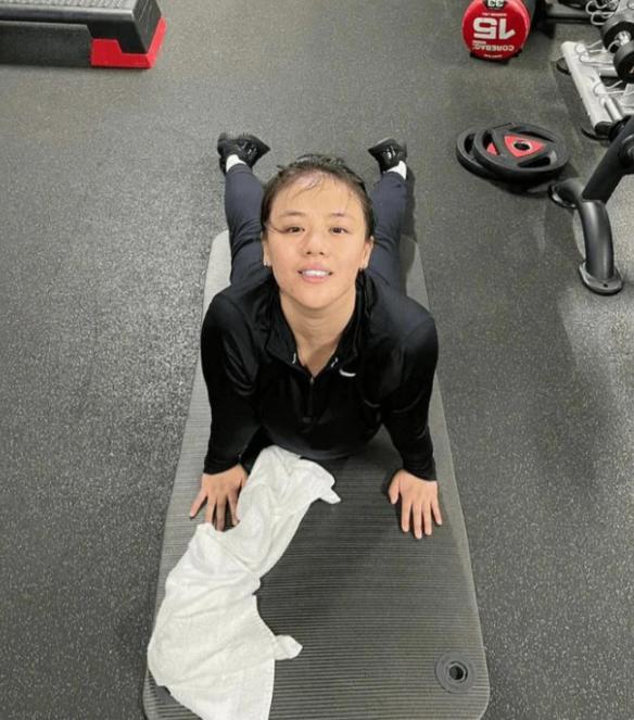 Mã Tư Thuần thoát mác như bà thím sau khi giảm hơn 25kg mỡ thừa-3