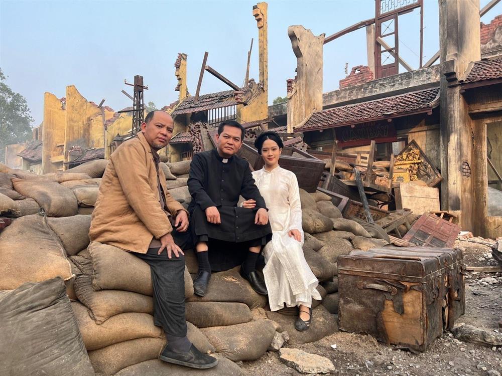 Nữ chính Đào, phở và piano đỏ mặt kể cảnh nóng với Doãn Quốc Đam-2