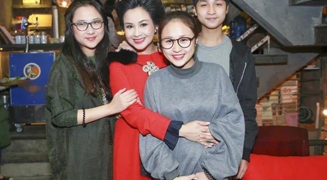 Dàn mỹ nhân Việt làm mẹ khi chưa được 20 tuổi: Kết hôn sớm nhưng không phải ai cũng hạnh phúc viên mãn-6