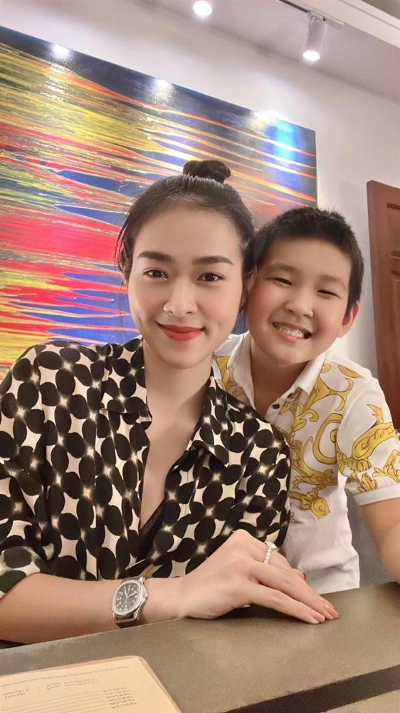 Dàn mỹ nhân Việt làm mẹ khi chưa được 20 tuổi: Kết hôn sớm nhưng không phải ai cũng hạnh phúc viên mãn-8