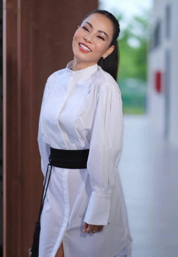 Ca sĩ Thu Minh: Chồng Tây tôi đốt đuốc không tìm được người thứ 2!-6