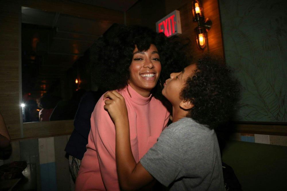 Cháu trai của Beyoncé làm người mẫu tại tuần lễ thời trang New York-2