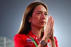 Vừa nhậm chức Chủ tịch, Madam Pang có quyết định lạ với bóng đá Thái Lan
