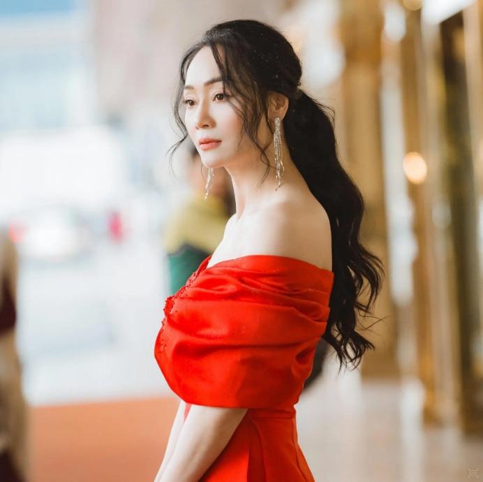 Quách Thu Phương tiết lộ 13 năm chiến đấu với trầm cảm, phải vay mẹ đẻ 200 nghìn đồng nuôi con-6