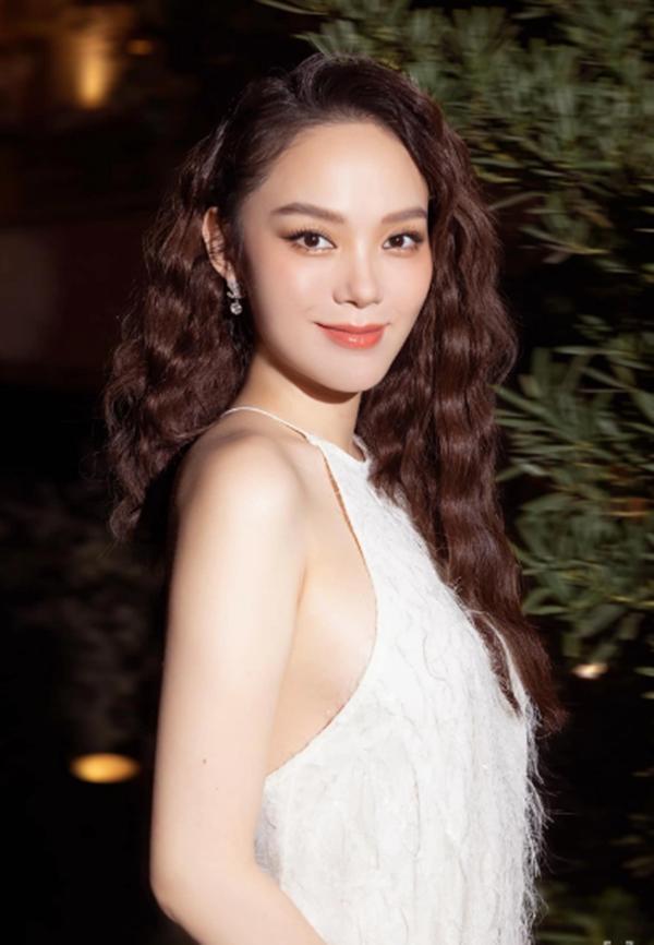 Cuộc sống hiện tại của dàn ngọc nữ đình đám showbiz Việt: Người yên bề gia thất, người chăm chỉ làm nghề-7