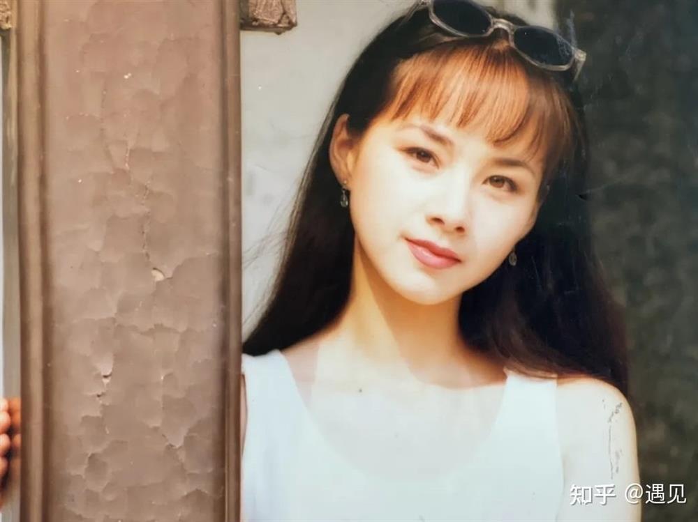 Khán giả khó chịu vì người đẹp mặt nhựa tràn ngập màn ảnh-6