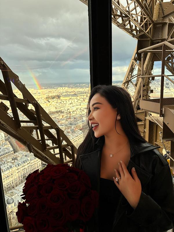 Thân thế kín tiếng của chồng sắp cưới Quỳnh Thư: Điển trai, làm quản lý khách sạn-1