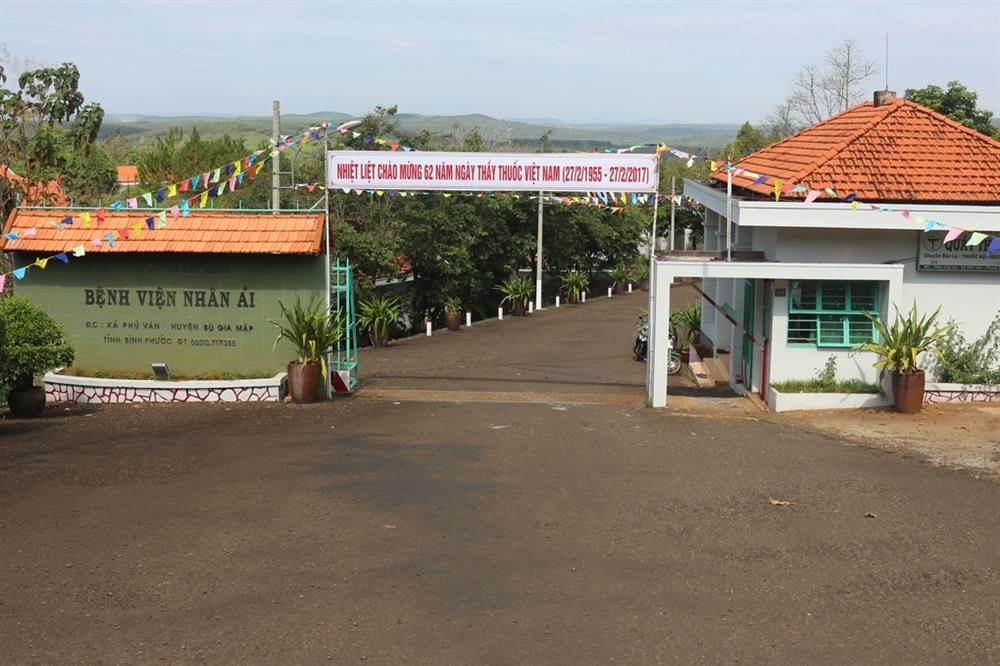 Bắt lại được 4 bệnh nhân cai nghiện trèo tường rào trốn bệnh viện-1