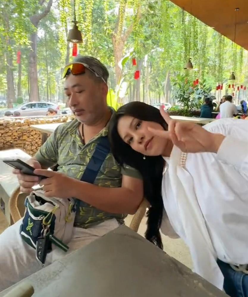 Bùi Lan Hương về chung nhà đạo diễn Nguyễn Quang Dũng, hạnh phúc ngày đầu năm-3