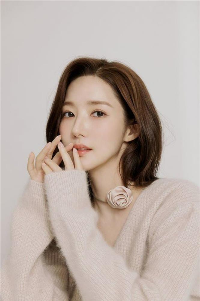 Nữ hoàng dao kéo Park Min Young nói gì về nghi vấn là chủ công ty ma?-2