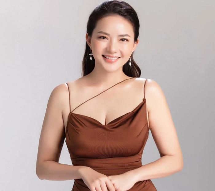 Phan Như Thảo lần đầu kể hết tình sử với chồng đại gia: Thay vì lựa chọn một ông chồng cho mình, tôi kiếm cha cho con-1