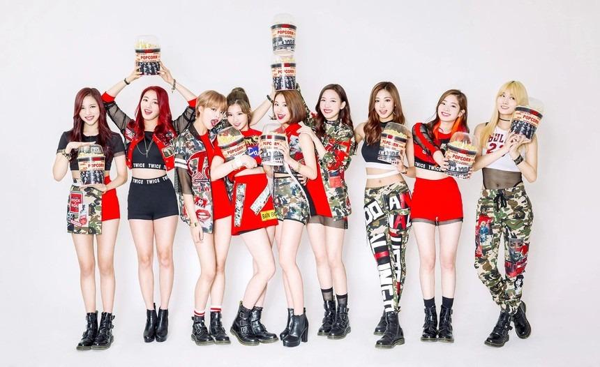 Chuyện gì đang xảy ra với TWICE?-1