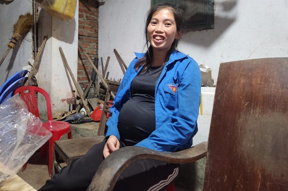 Mẹ bầu 8 tháng đi bốc vác: Nghèo thật, nhưng tôi không kêu gọi từ thiện-1
