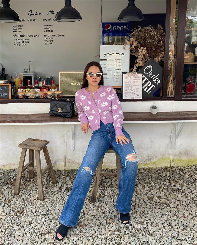 Phạm Quỳnh Anh trẻ trung ở tuổi 40 nhờ thường xuyên diện 4 món thời trang-2