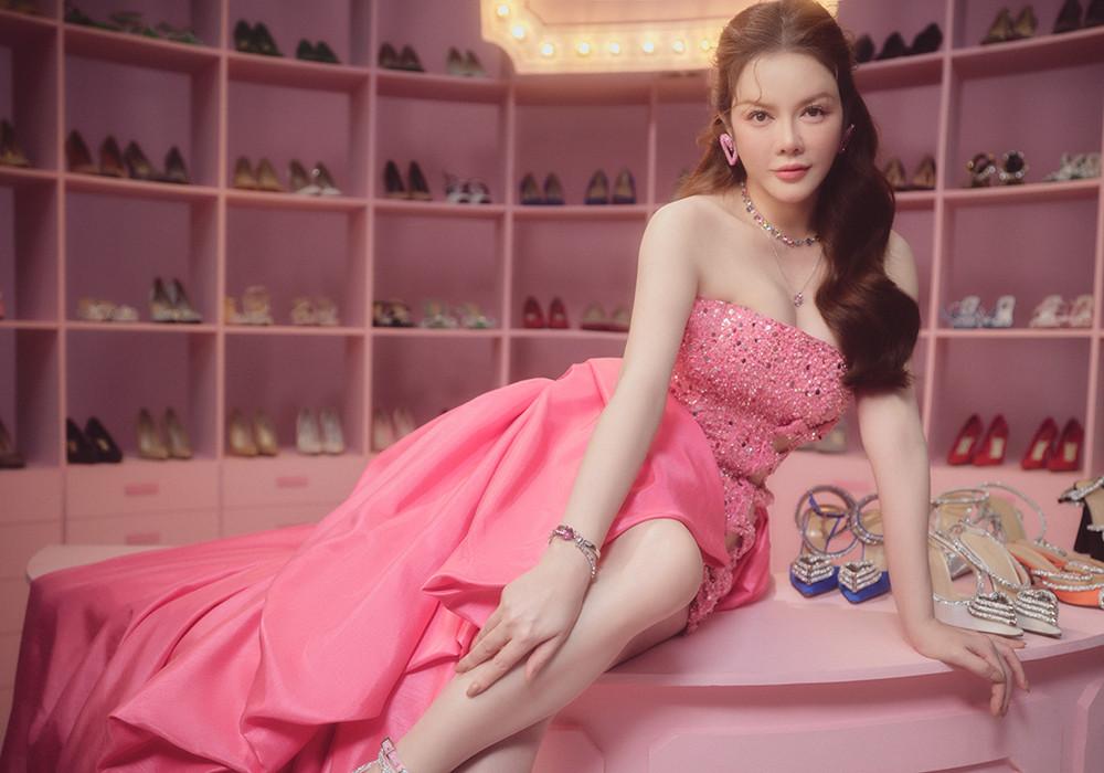 Lý Nhã Kỳ lần đầu hé lộ bộ sưu tập túi hiệu giá gần 30 tỷ đồng-4