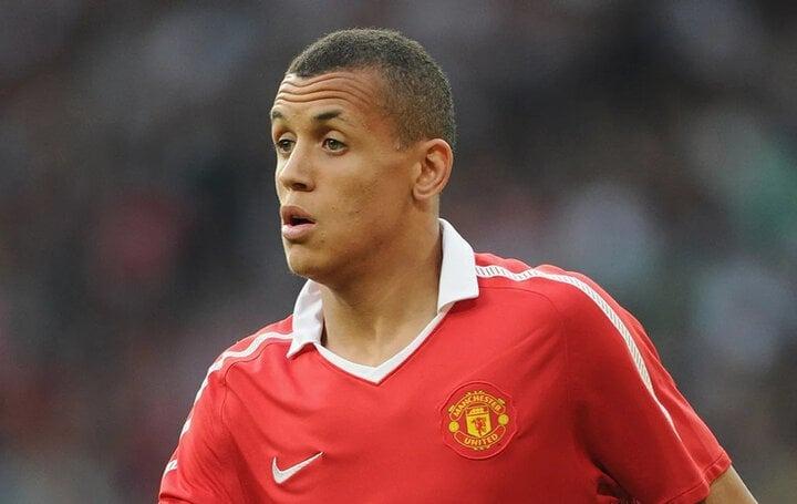 Top các ngựa chứng của bóng đá thế giới: Nổi loạn, ăn chơi phá hỏng sự nghiệp-2