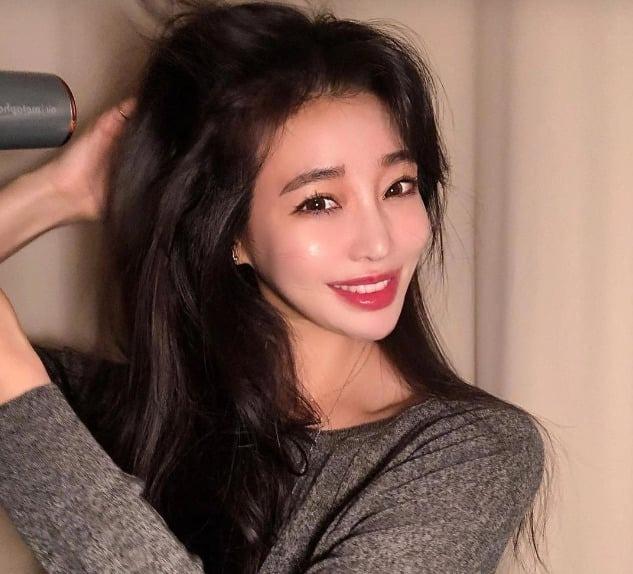 6 cách giúp mái tóc bồng bềnh chuẩn salon-2