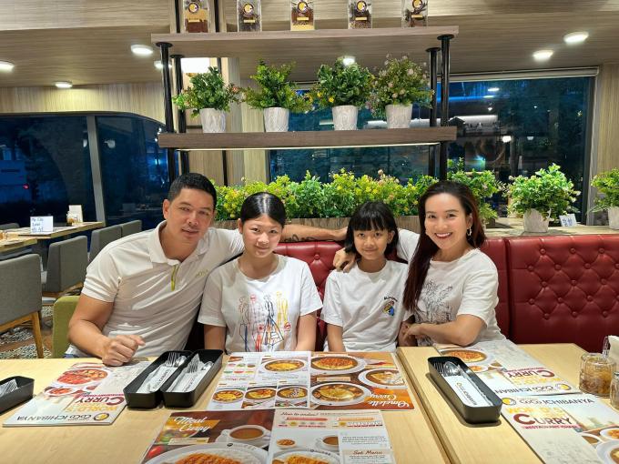 Được mệnh danh nam thần màn ảnh Việt, Bình Minh bất ngờ lui về ở ẩn, hôn nhân viên mãn bên vợ đại gia hơn tuổi-12