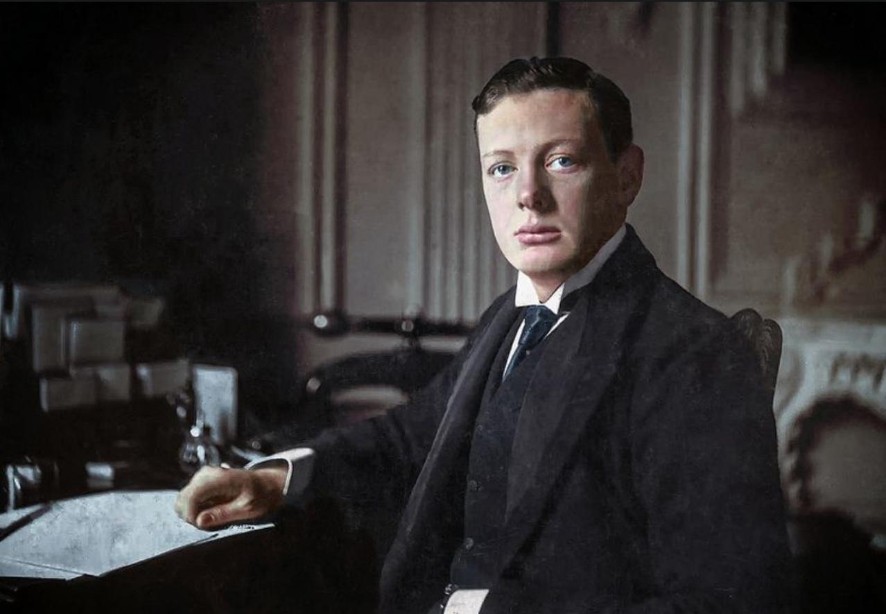 Vị thủ tướng từng 3 lần thi mới đỗ đại học-1