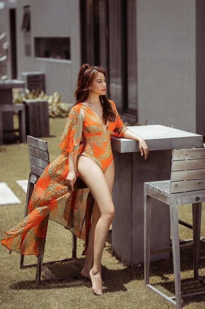 Bí quyết đẹp, đẹp nữa, đẹp mãi ở tuổi U50 của bà trùm hoa hậu Trương Ngọc Ánh-3