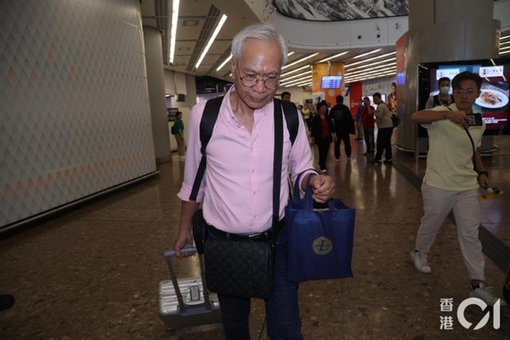 Tài tử Thần Điêu Đại Hiệp bật khóc khi hôn thê kém 40 tuổi bị tạm giam-1