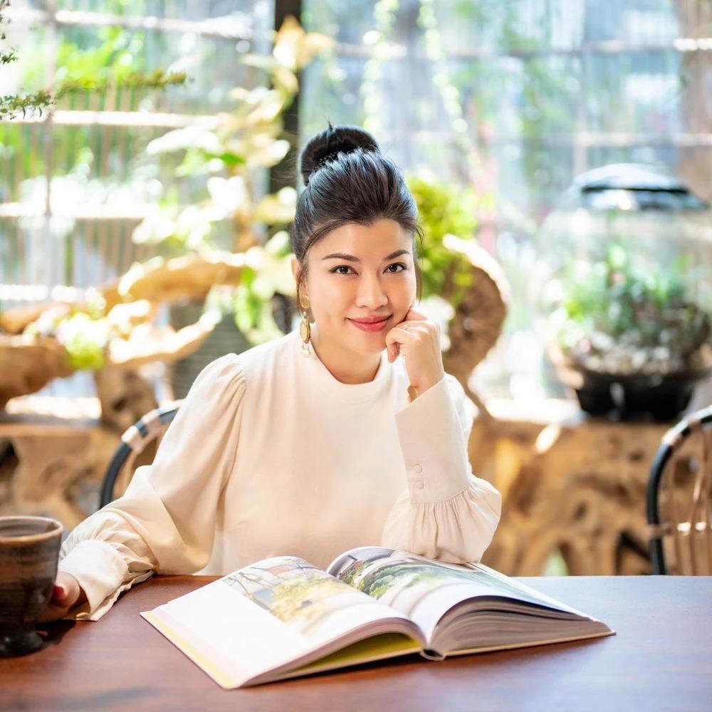 Những người đẹp đình đám rút lui khỏi làng giải trí Việt sau khi được chồng đại gia rước về dinh-6