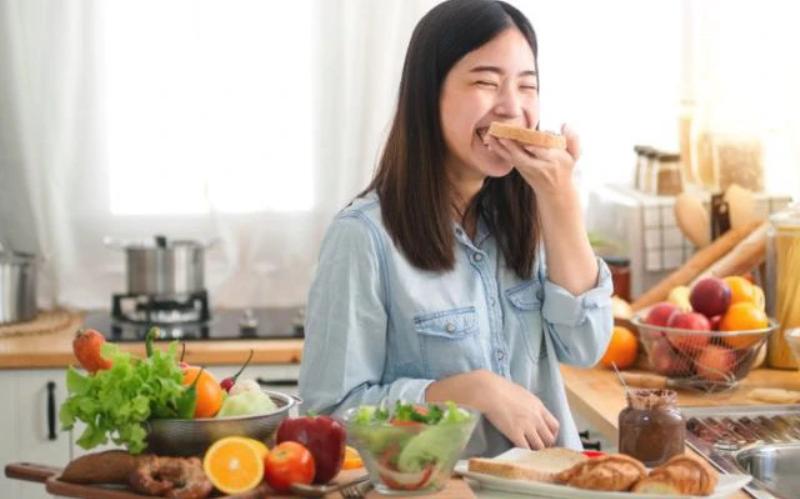 Bật mí 5 cách để làm tóc bạc mọc chậm, đơn giản nhưng cực hiệu quả-1