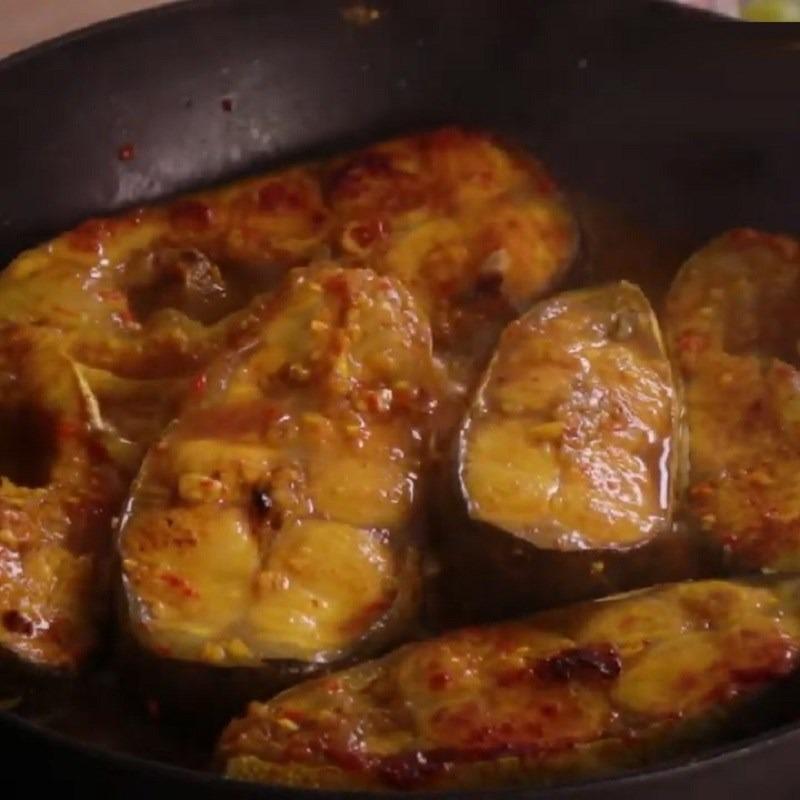 Cách làm cá basa kho nghệ ngon miệng hấp dẫn-6