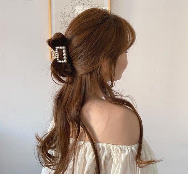 Muôn vàn kiểu búi tóc sang xịn với kẹp càng cua-3