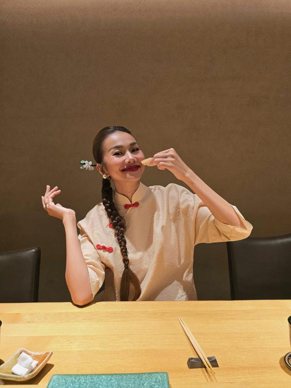 Phạm Thanh Hằng khoe vóc dáng sau Tết: Đẹp như thế nào mà fan ai cũng muốn biết bí quyết giữ cân?-6