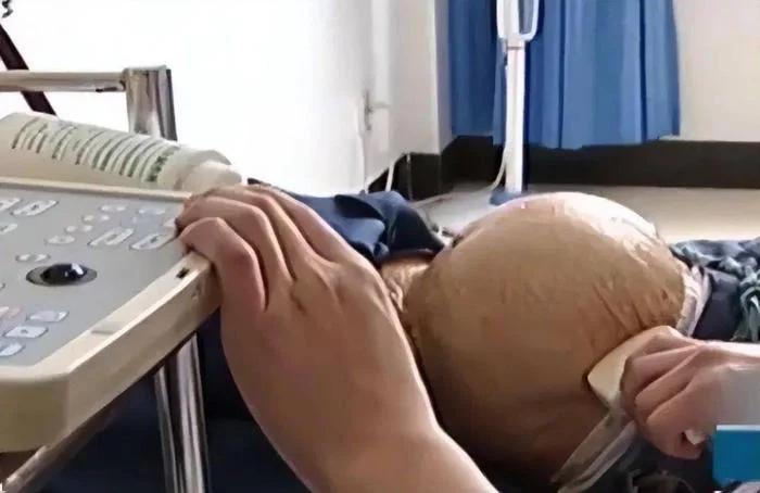 Cụ bà 91 tuổi đi viện, bác sĩ bất ngờ thông báo có thai, tiết lộ bí mật giấu kín suốt 60 năm-1