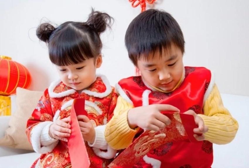 Ly hôn với vợ, chia tài sản, người cha đòi chia luôn tiền lì xì của con-2