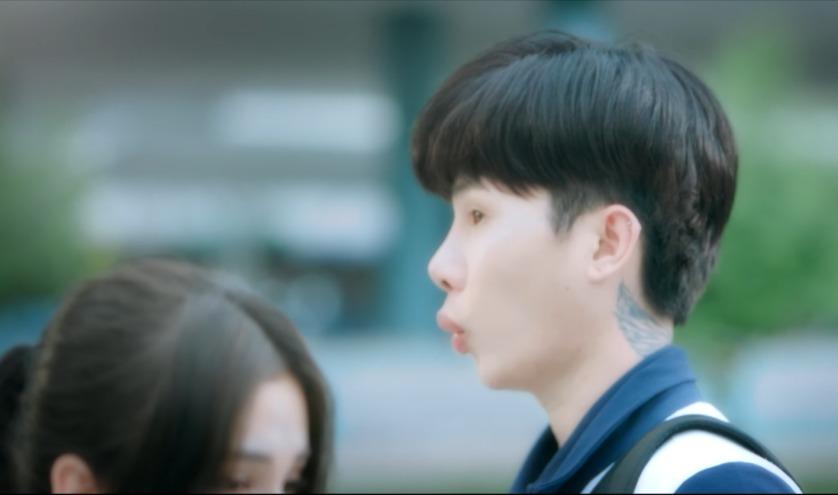 Jack (J97) hóa thân thành học sinh nhưng xăm trổ, khán giả phản ứng-4