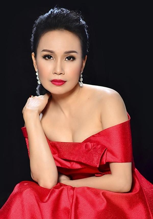 Hội chị em gái tài năng showbiz Việt: Trời cho tất cả từ danh tiếng, nhan sắc tới tiền tài-12