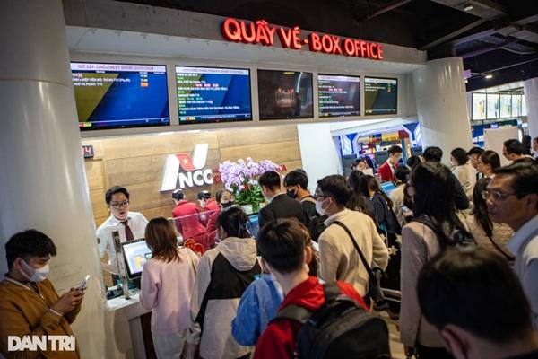 Phe vé rao 300.000 đồng/vé xem Đào, Phở Và Piano, rạp quốc gia cảnh báo-2