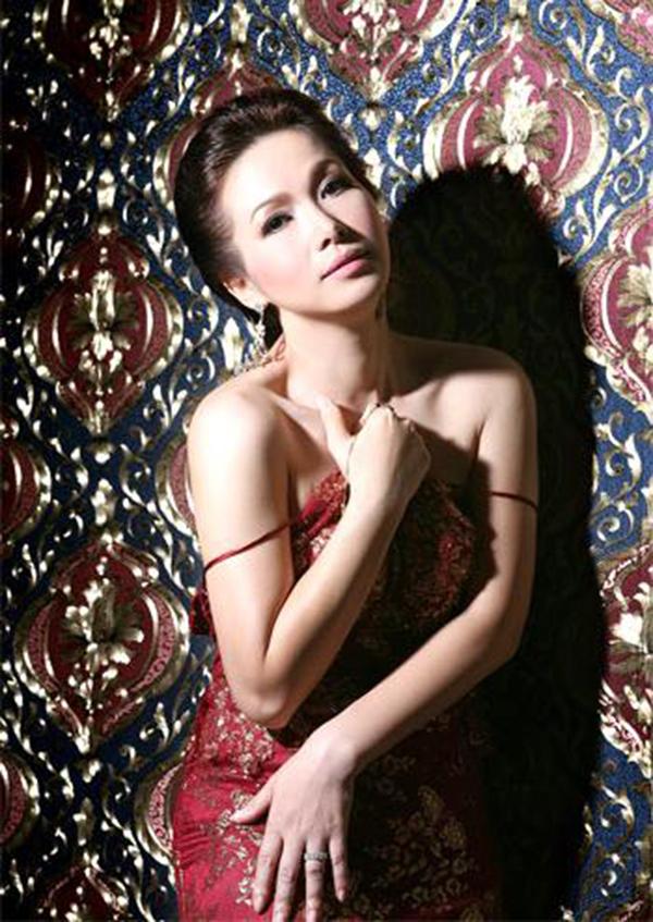 Hôn nhân đời thực của mỹ nhân Hà thành xưa: Hoa hậu Bùi Bích Phương mãn nguyện bên chồng Tiến sĩ-5