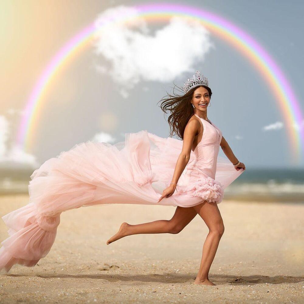 Hoa hậu thế giới Bỉ bị cha bỏ ở trại mồ côi năm 9 tuổi, mẹ kế bạo hành-1