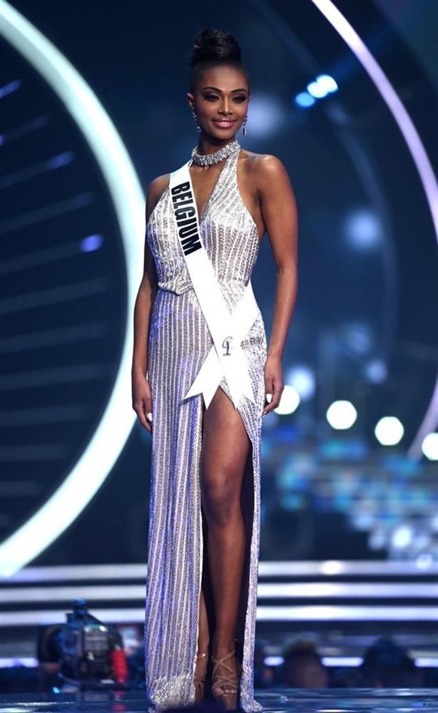 Hoa hậu thế giới Bỉ bị cha bỏ ở trại mồ côi năm 9 tuổi, mẹ kế bạo hành-8