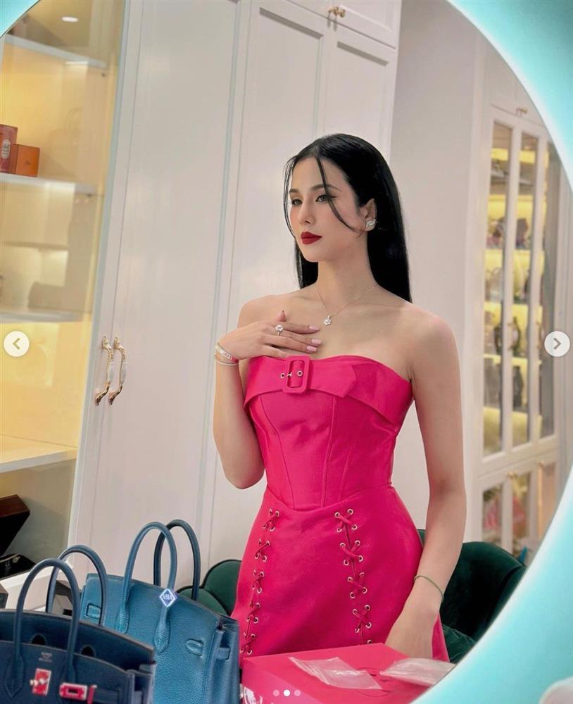 Diệp Lâm Anh khóc cũng sang, khoe nhẹ đồng hồ hơn nửa tỷ khiến fan choáng váng-7