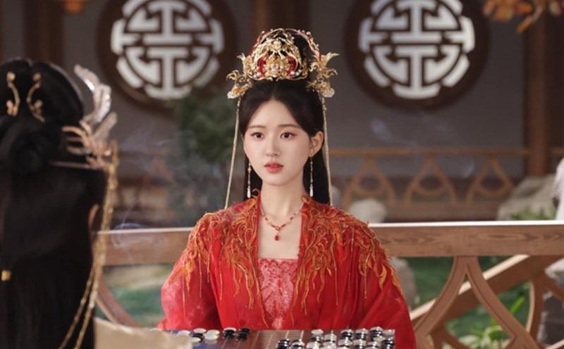 Triệu Lộ Tư bất ngờ lộ cát-xê khủng trong Thần Ẩn vượt xa nam chính-4