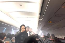 Pin sạc dự phòng nổ khiến nhiều hành khách hoảng loạn, máy bay hạ cánh khẩn cấp
