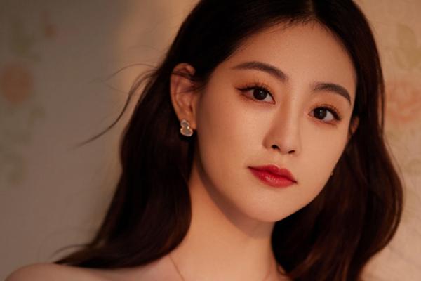 Dự đoán 2 tuần đầu tháng 3, vận khí tốt, 3 con giáp thu bộn tiền, vàng bạc kéo về như lũ, may mắn hơn người-3