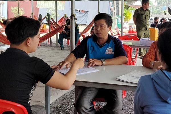 Vụ hơn 300 người nghi ngộ độc sau khi ăn cơm gà: Đại diện quán ăn nói gì?-5