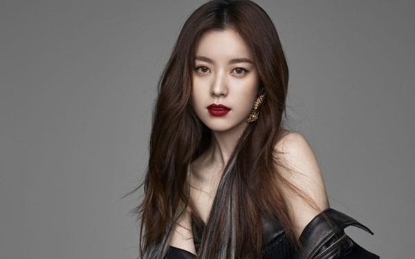 Những nữ diễn viên xinh đẹp, tài năng của màn ảnh Hàn Quốc-4