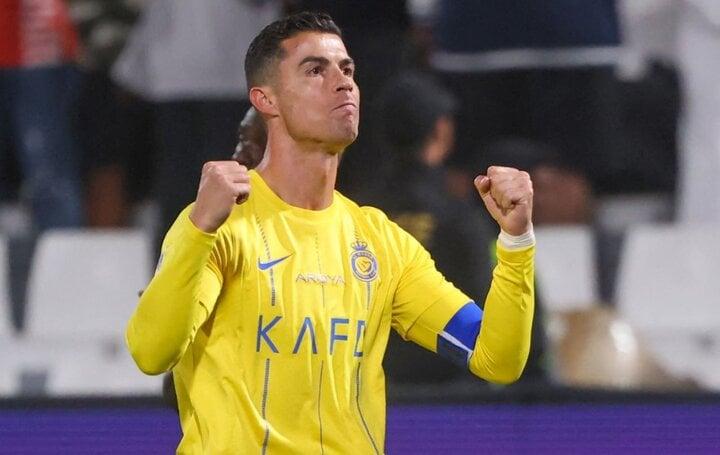 Ronaldo tạo thống kê khó tin ở tuổi 39-1