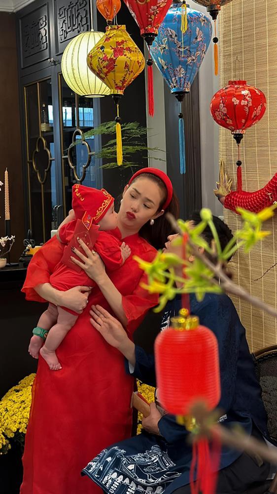 Bé heo Minh Hằng khoe sắc vóc sau Tết đẹp mê mẩn, lộ bí quyết siết cân ai cũng nên học-8