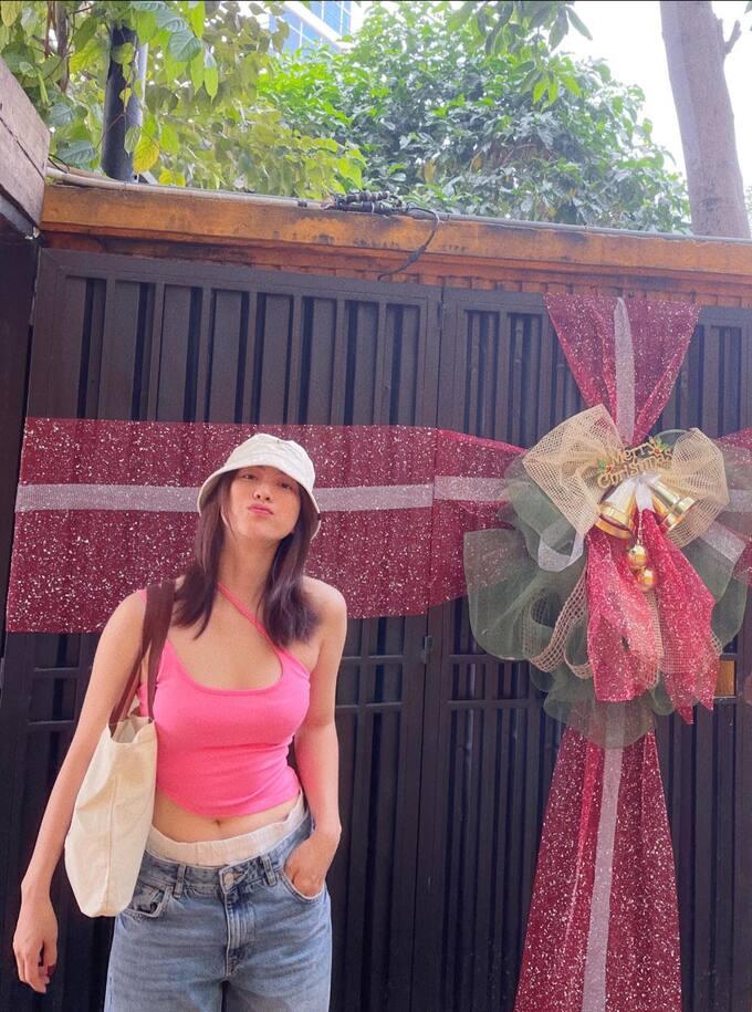 Nữ chính phim Mai cân mọi phong cách: Lúc quyến rũ, khi thanh thuần-7