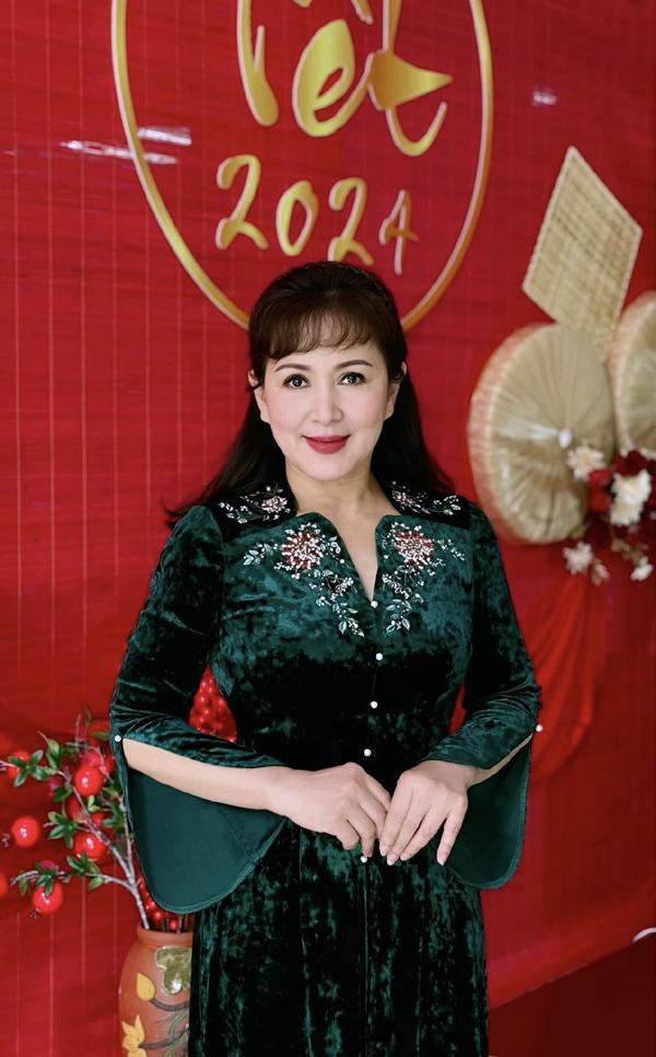 Hôn nhân đời thực của mỹ nhân Hà thành xưa: Bà cố vấn NSND Minh Hòa kín tiếng giữ bình yên-8