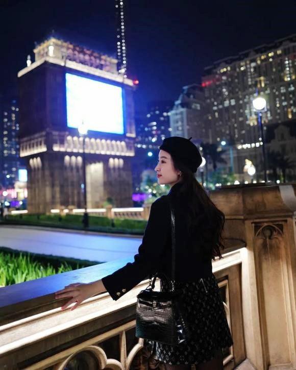 Hoa hậu Đỗ Mỹ Linh trốn con đi vi vu, khoe visual đỉnh của chóp-1